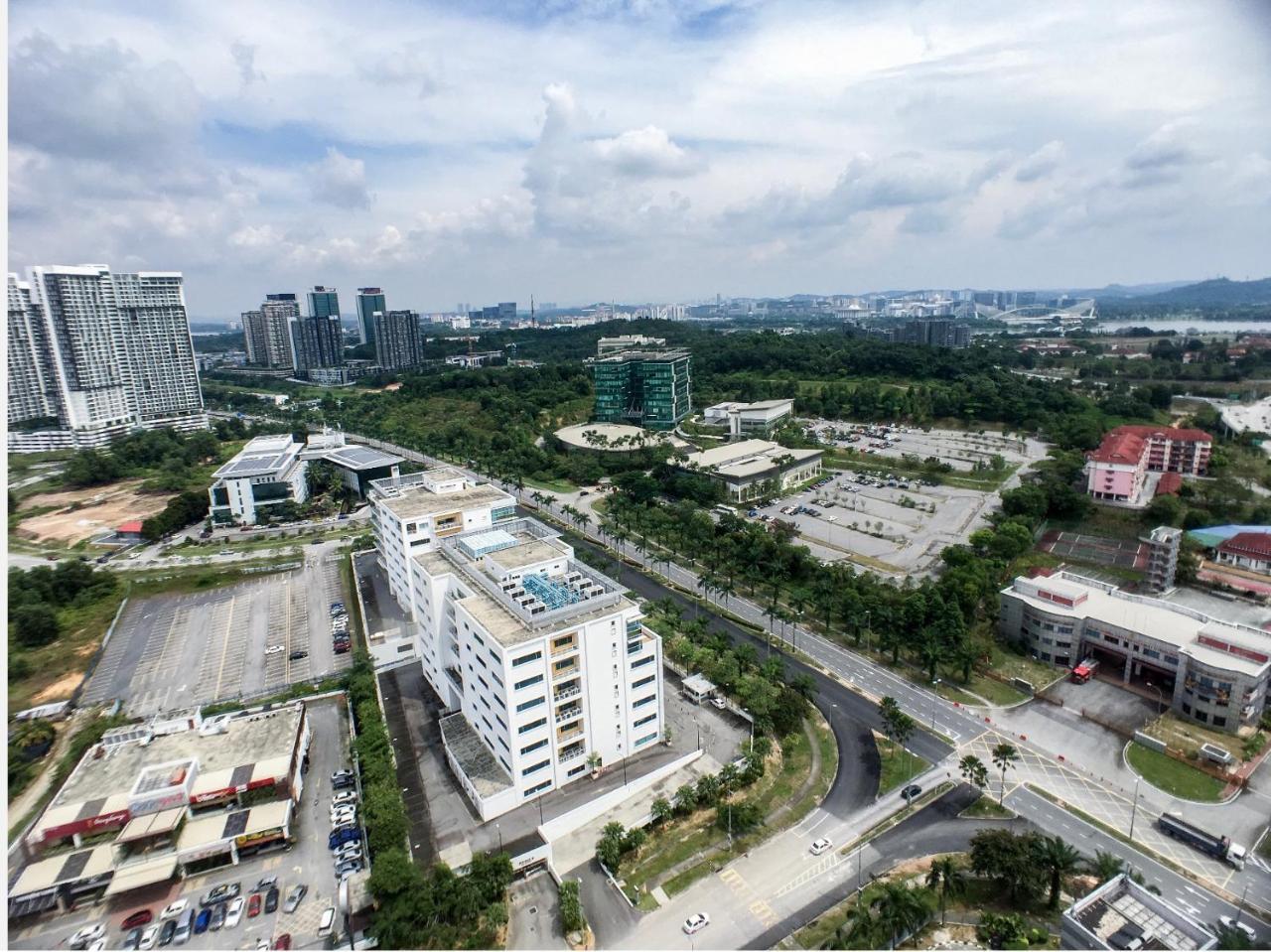 Cozy Kanvas Soho Suites Cyberjaya Ngoại thất bức ảnh